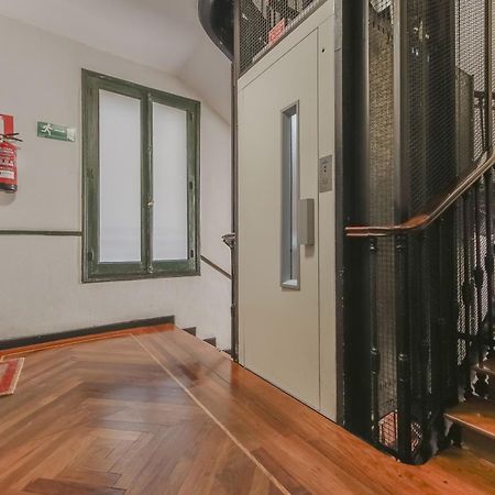 Spacious New Aparment Para 8Pax En La Plaza De Tirso E1 Madrid Exterior photo