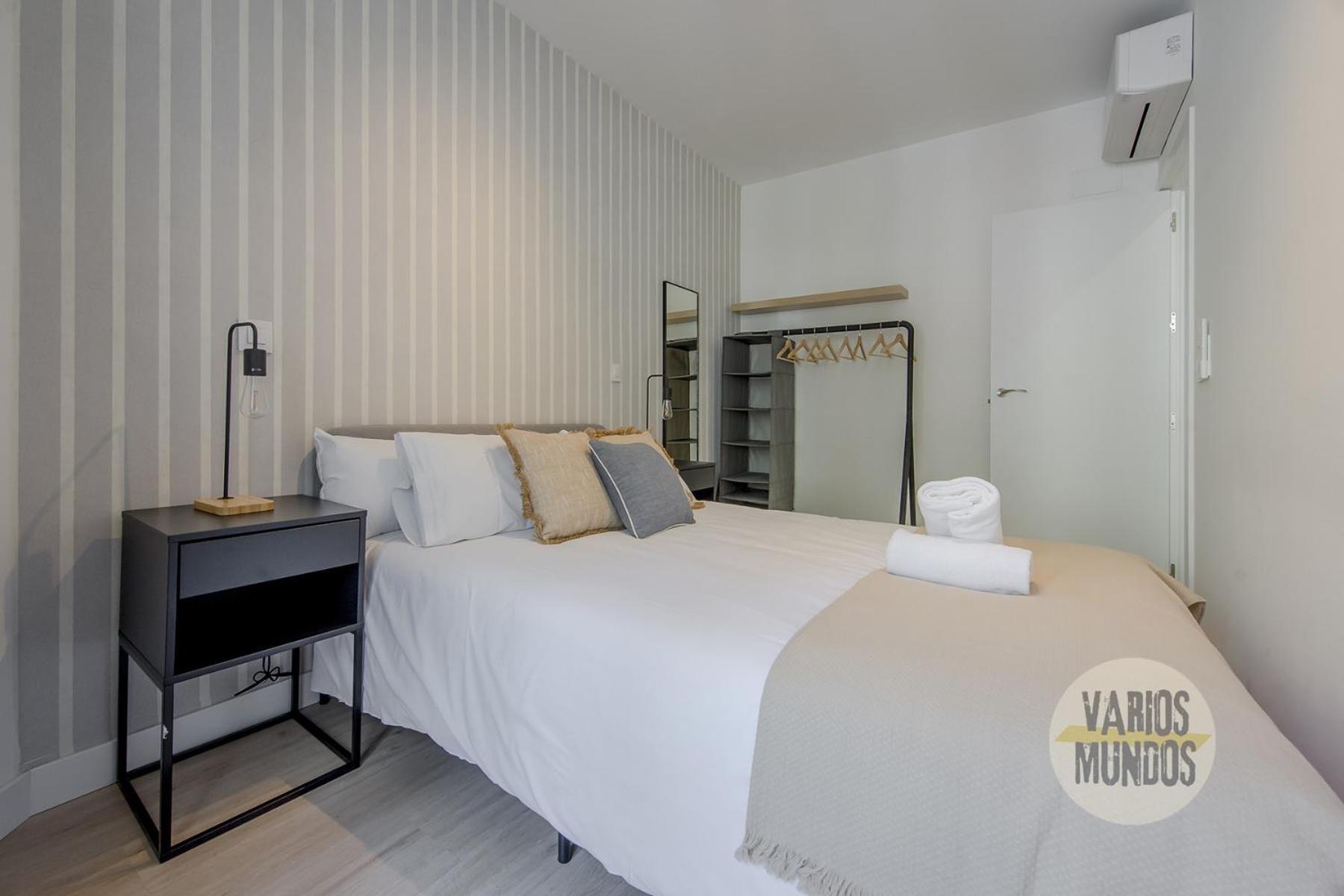 Spacious New Aparment Para 8Pax En La Plaza De Tirso E1 Madrid Exterior photo